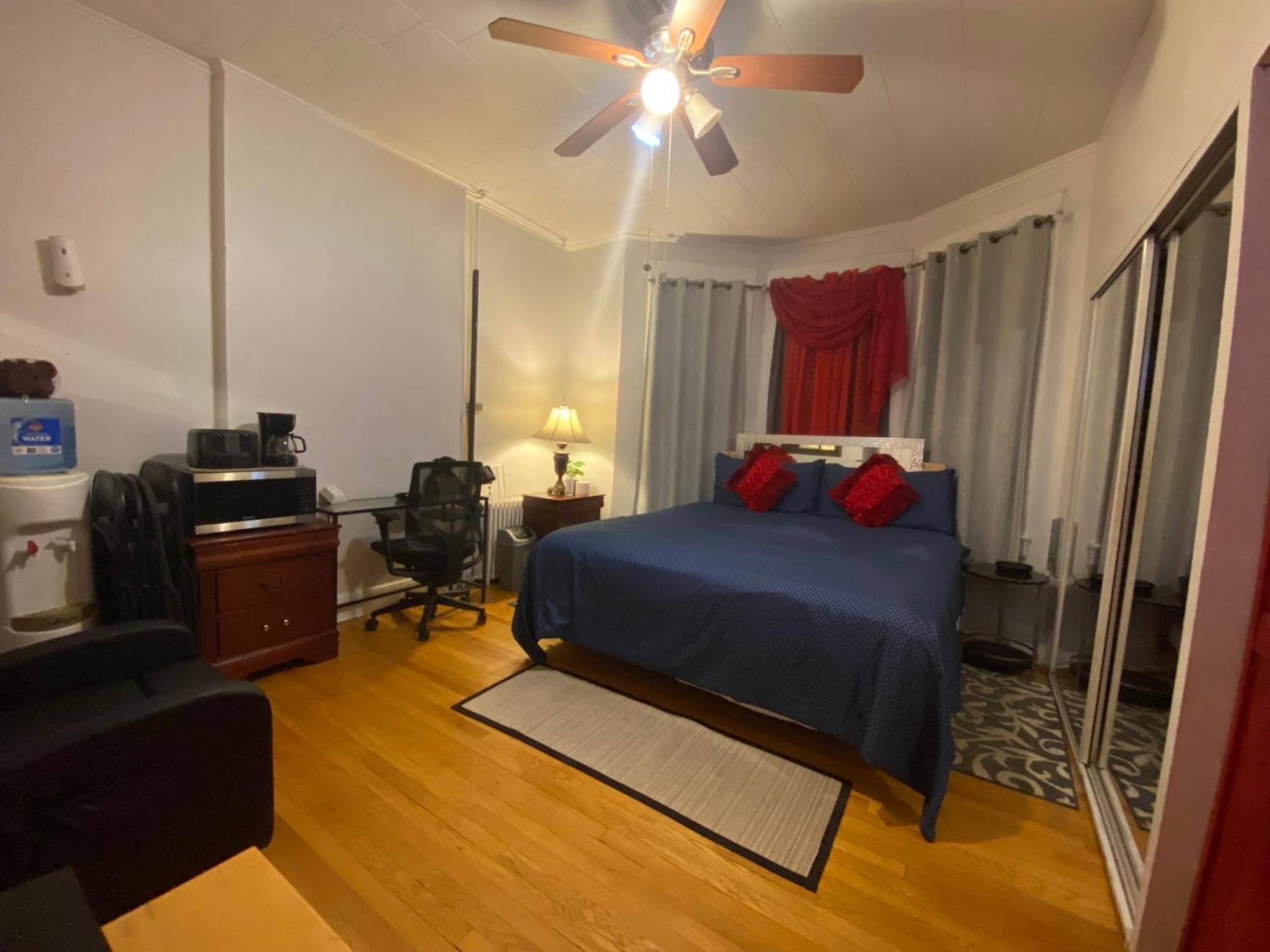 Room With Jacuzzi, Massage Seat, And Parking Space, The Best Choices!! นอร์ทเบอร์เกน ภายนอก รูปภาพ